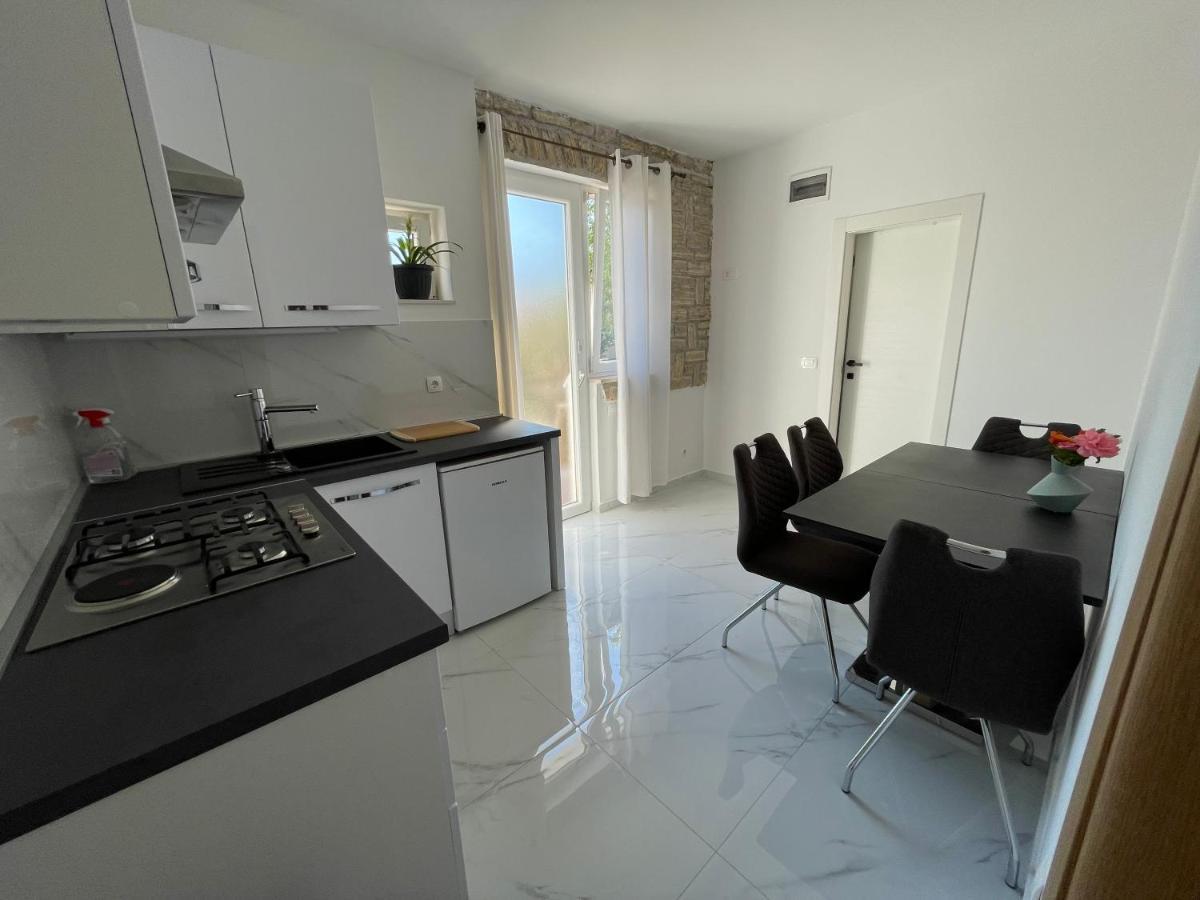 Apartmani Jasminka Vodice Exterior foto