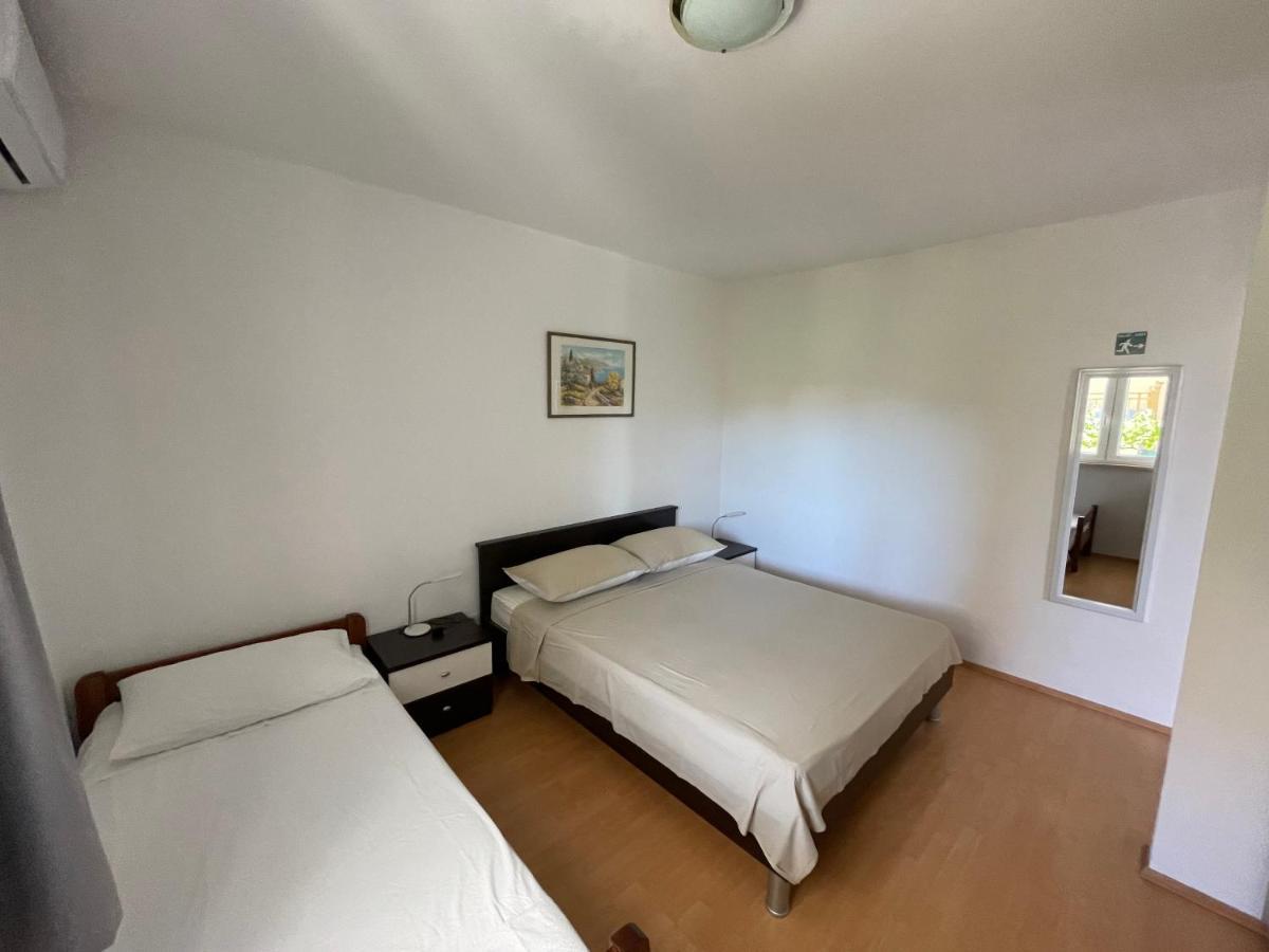 Apartmani Jasminka Vodice Exterior foto